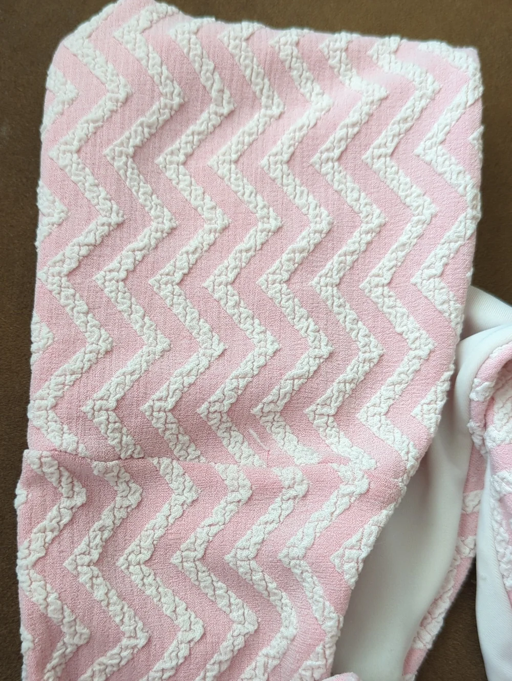 Lovers + Friends Pink/White Sweet Chevron "Shayk" One-Shoulder Tie Bikini Sz XS - Picture 6 of 10